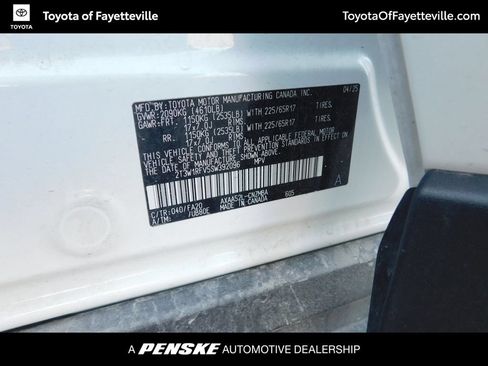 Used 2025 Toyota RAV4 XLE FWD image 8