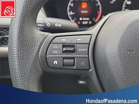Used 2023 Honda HR-V LX image 11