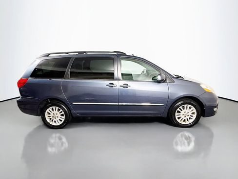 Used 2009 Toyota Sienna XLE Limited AWD/4WD image 8