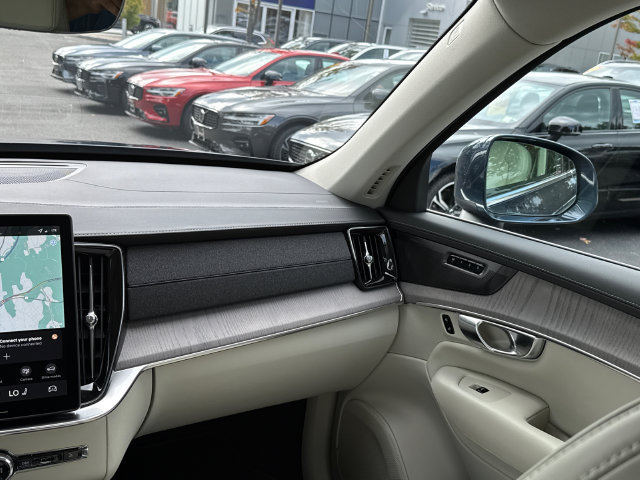 Certified 2026 Volvo XC90 B6 Ultra AWD/4WD image 23