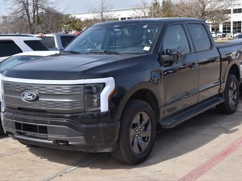 Used 2025 Ford F150 Lightning Lariat image 1