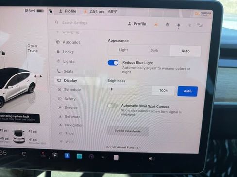 Used 2023 Tesla Model 3 Standard Range image 37