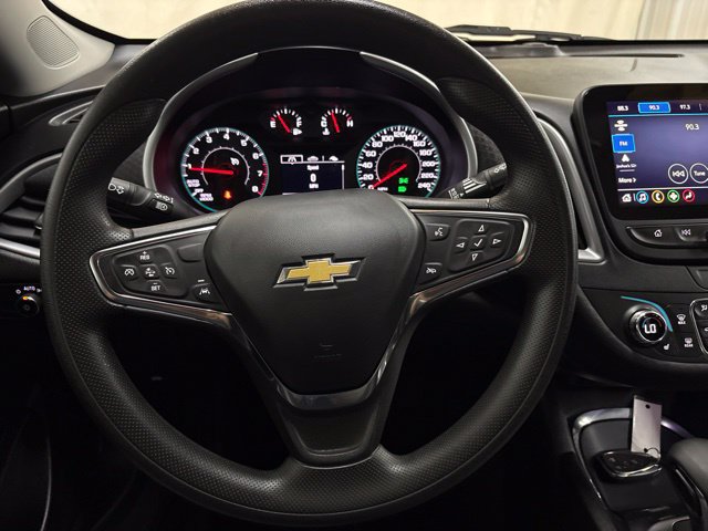 Used 2023 Chevrolet Malibu LT FWD image 44