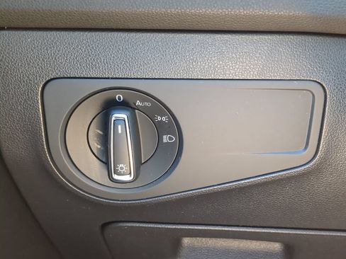 Certified 2023 Volkswagen Tiguan SE R-Line FWD image 26
