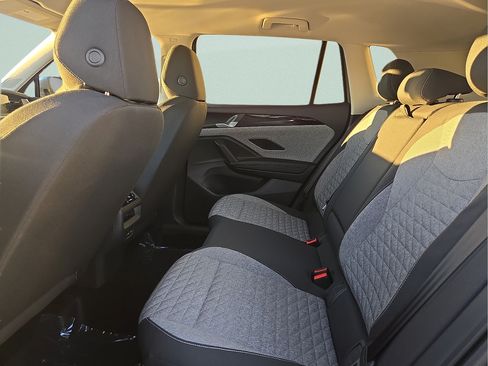 Certified 2026 Volkswagen Tiguan S FWD image 5