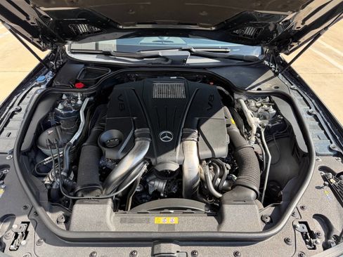 Used 2013 Mercedes-Benz SL 550 image 28