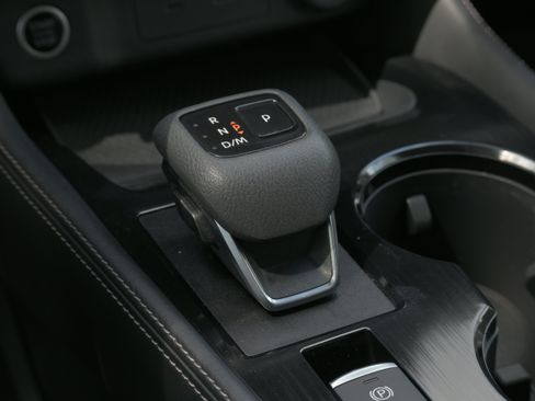 Used 2023 Nissan Rogue SL w/ SL Premium Package image 31