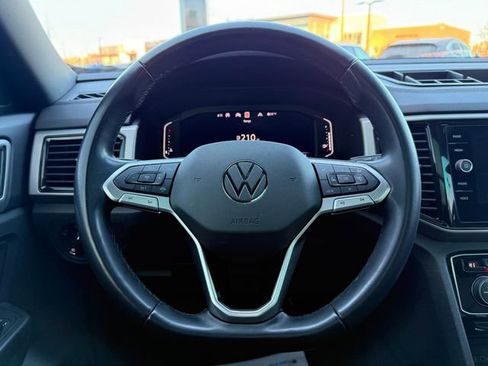 Used 2020 Volkswagen Atlas Cross Sport SEL Premium image 14