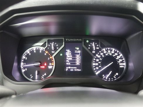 Used 2023 Toyota Tundra Limited AWD/4WD image 31