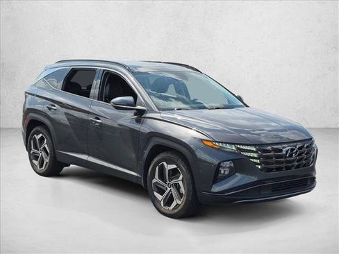 Used 2023 Hyundai Tucson Limited FWD image 3