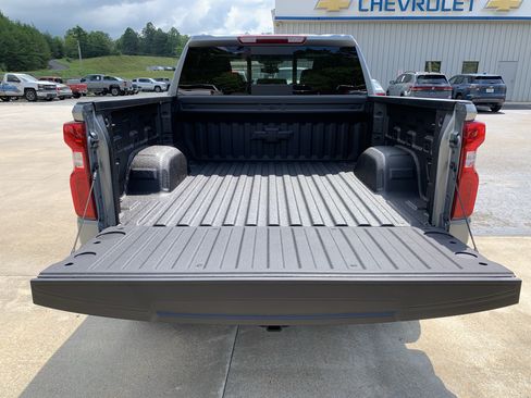 Used 2026 Chevrolet Silverado 1500 LT Trail Boss w/ LT Trail Boss Premium Package AWD/4WD image 20
