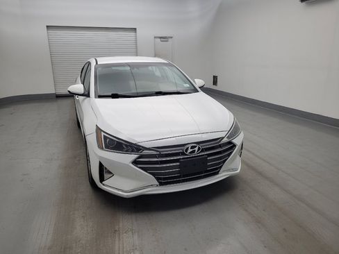 Used 2020 Hyundai Elantra SEL w/ Cargo Package (C1) FWD image 14