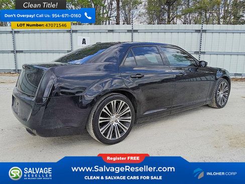 Used 2013 Chrysler 300 S image 4