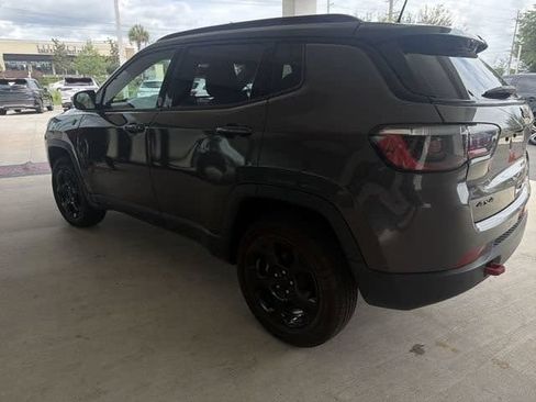 Used 2023 Jeep Compass Trailhawk AWD/4WD image 15