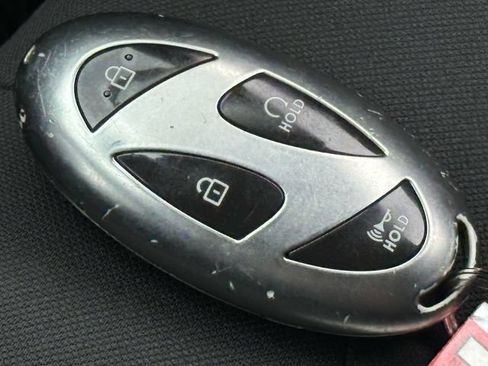 Used 2024 Hyundai Elantra SEL FWD image 21