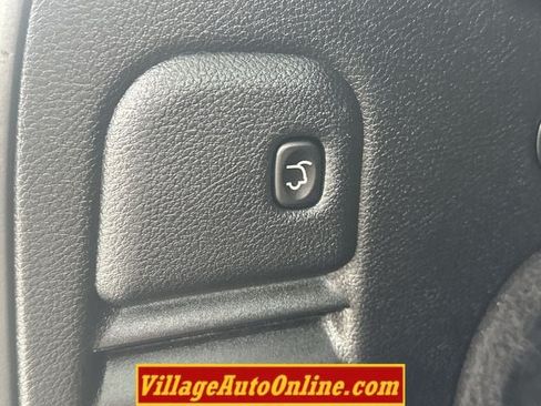 Used 2020 Jeep Grand Cherokee Limited w/ Luxury Group II AWD/4WD image 37