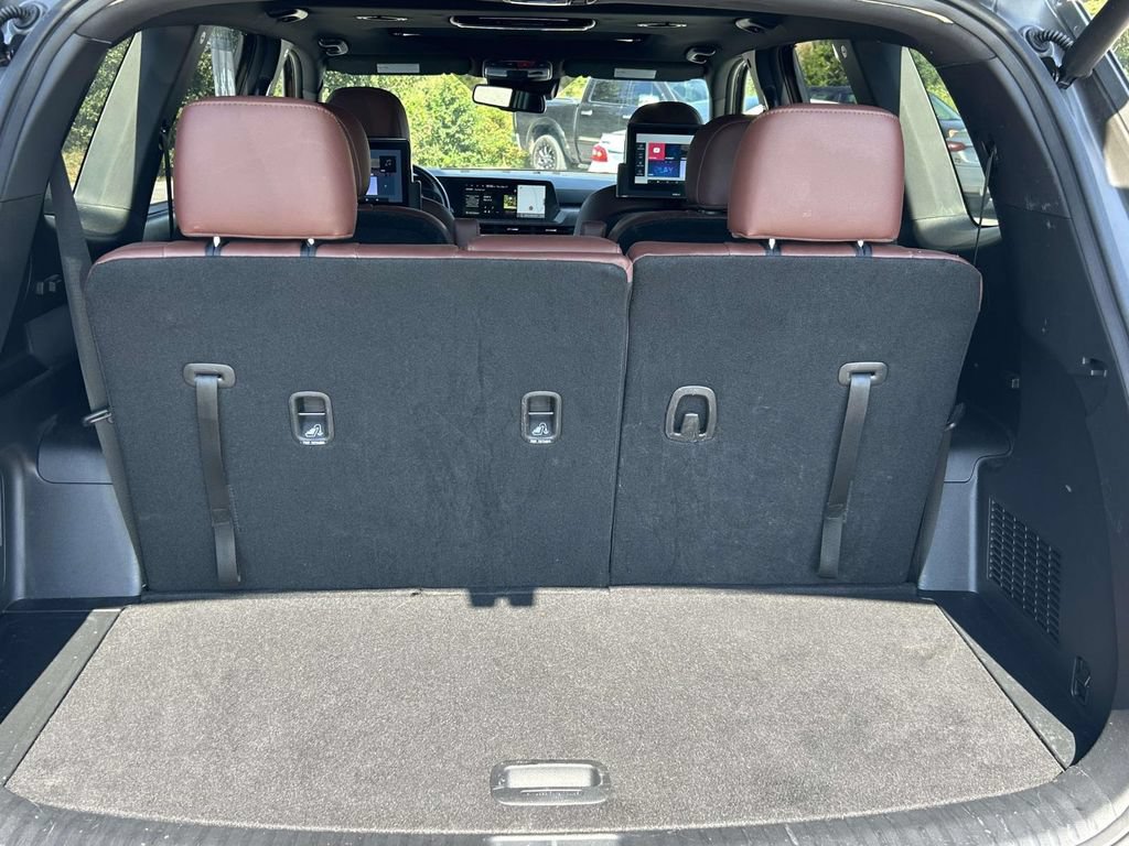 Used 2023 Kia Telluride EX w/ EX Captain's Chair Package FWD image 11