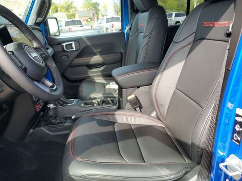 New 2025 Jeep Gladiator Rubicon image 14