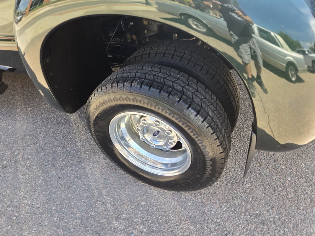 Used 2012 Ford F350 Lariat AWD/4WD image 7