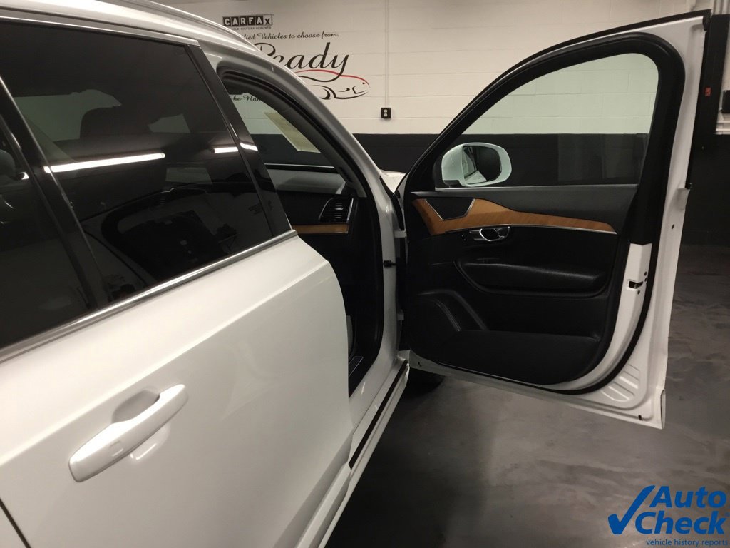 Used 2021 Volvo XC90 T6 Momentum AWD/4WD image 42
