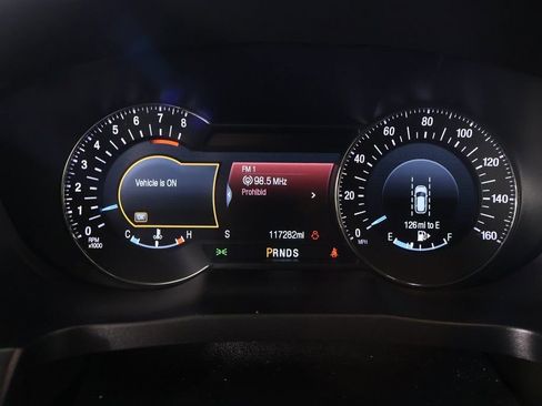 Used 2018 Ford Explorer Platinum image 4