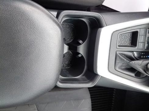 Used 2021 Toyota RAV4 XLE FWD image 15