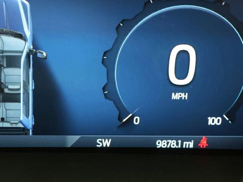 Used 2024 Ford F450 Platinum image 32