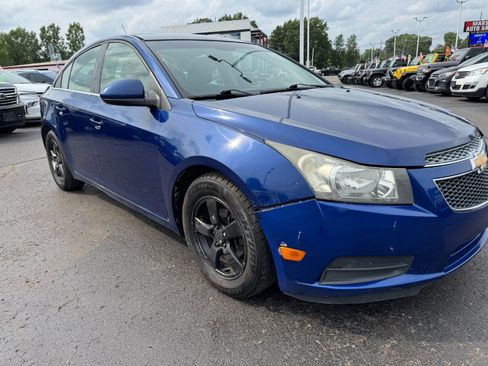 Used 2013 Chevrolet Cruze LT FWD image 12