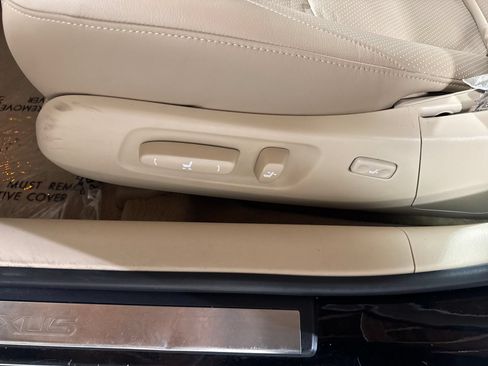 Used 2011 Lexus ES 350 FWD image 15