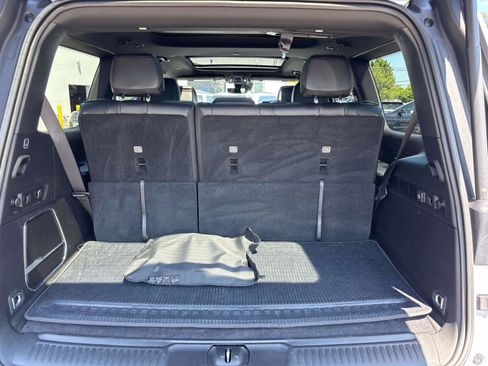 Certified 2024 Jeep Wagoneer 4WD w/ Premium Group I image 14