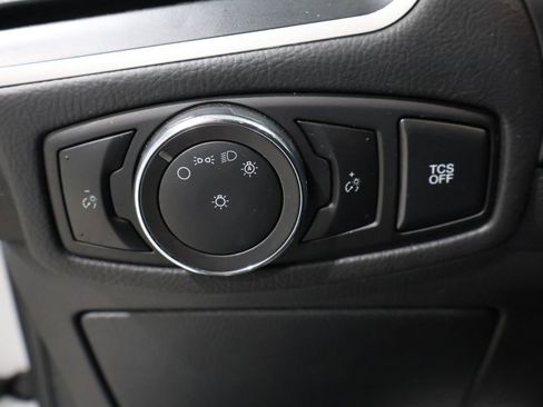 Used 2024 Ford Edge SEL image 30