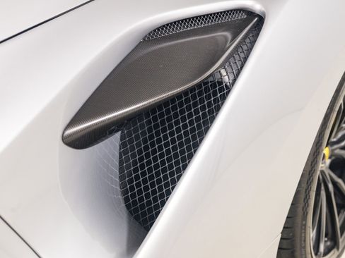 Used 2021 Ferrari F8 Tributo image 53