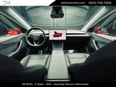 Used 2026 Tesla Model Y AWD image 35