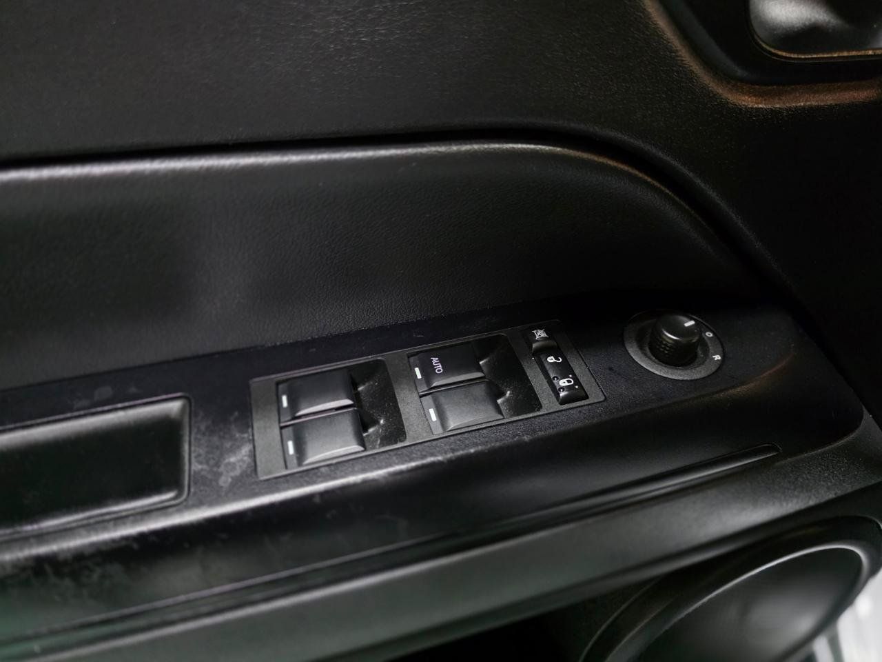 Used 2015 Jeep Patriot High Altitude AWD/4WD image 18
