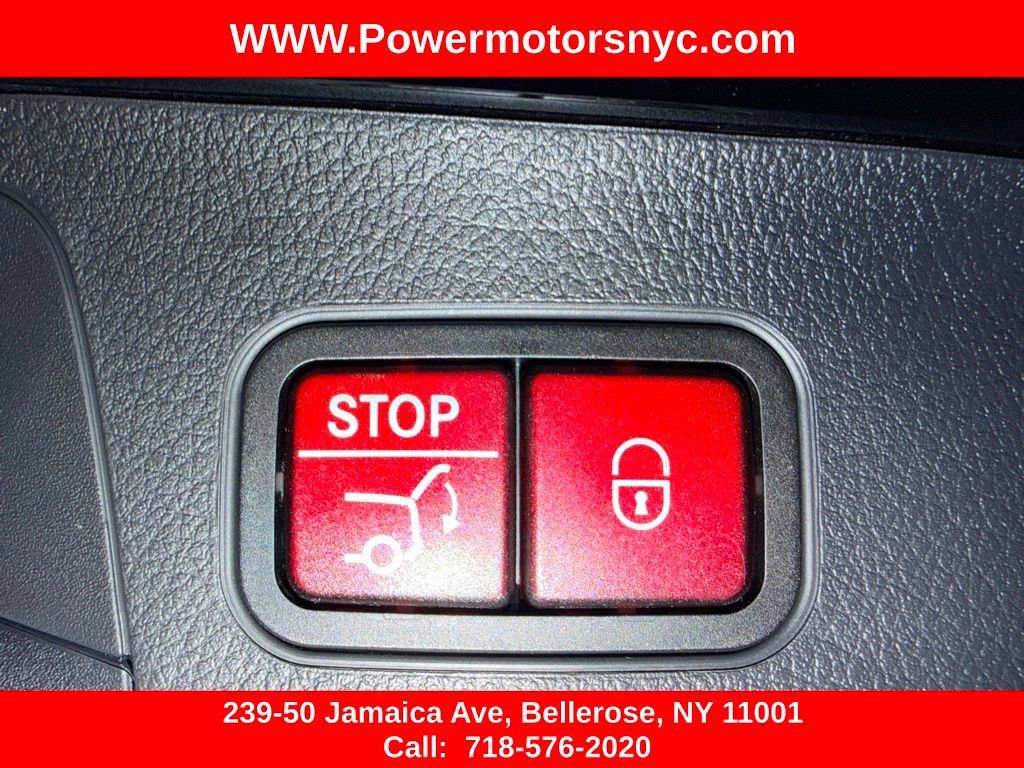 Used 2021 Mercedes-Benz GLA 250 4MATIC w/ Premium Package image 17