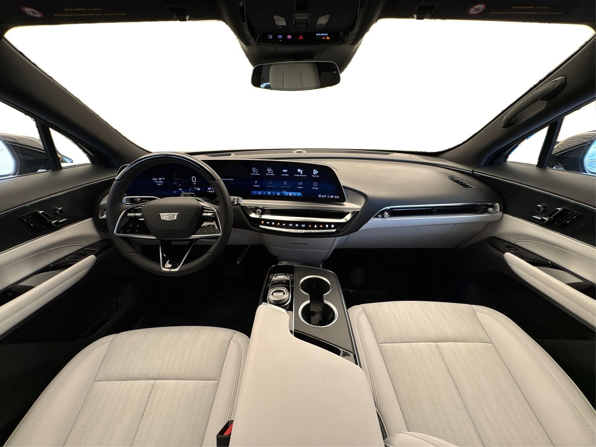 New 2026 Cadillac Lyriq Luxury RWD image 22