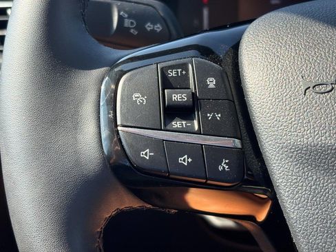 Used 2024 Ford Escape Active w/ Tech Pack #1 AWD/4WD image 19