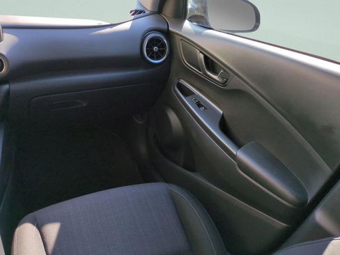 Certified 2023 Hyundai Kona SEL image 17