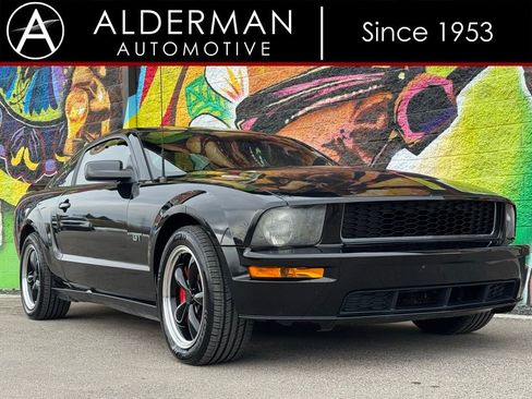 Used 2006 Ford Mustang GT image 1