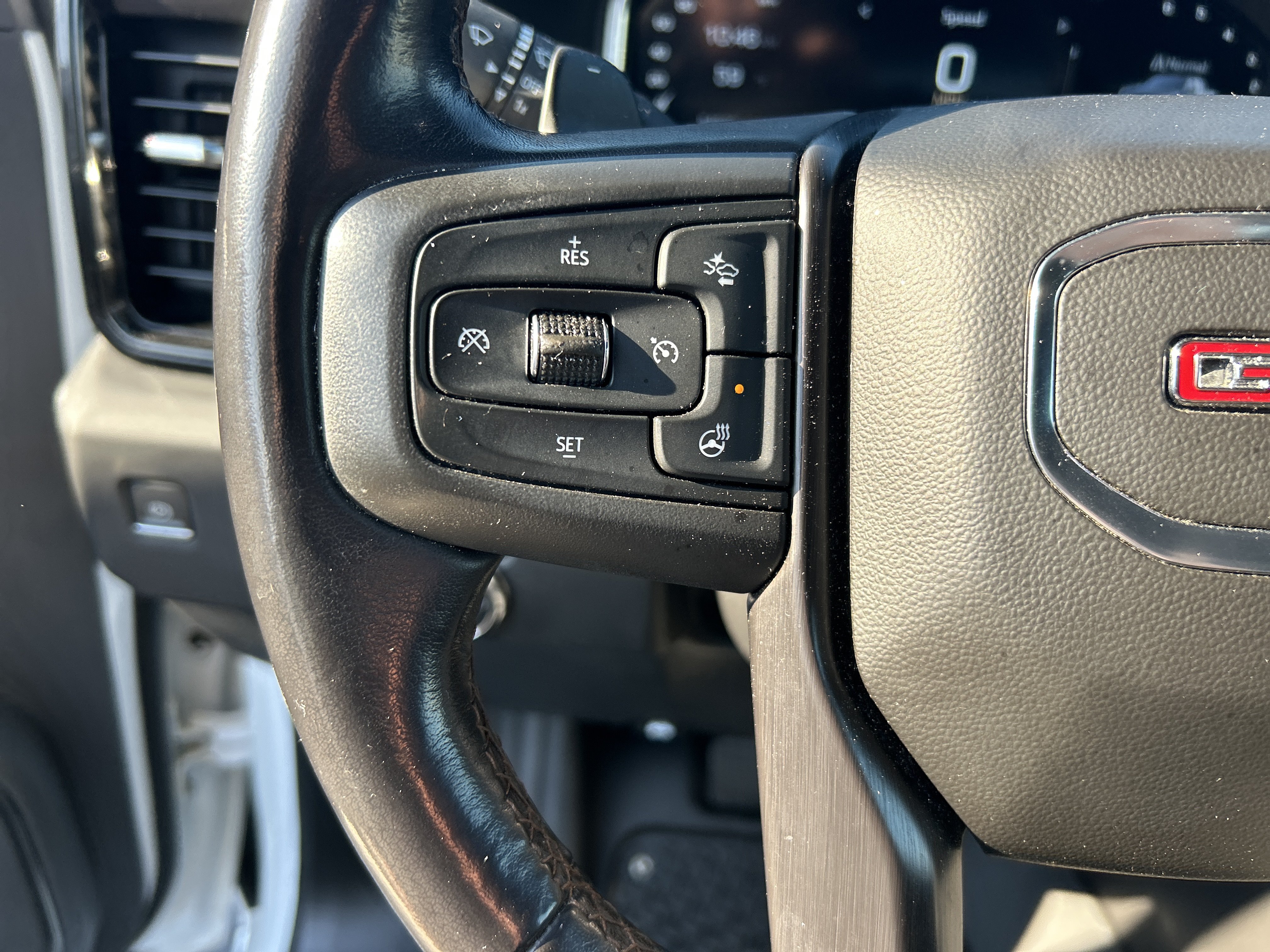 Used 2023 GMC Sierra 1500 AT4 AWD/4WD image 18