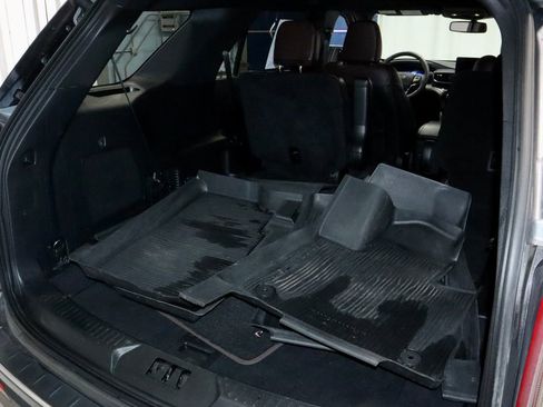 Certified 2022 Ford Explorer Platinum w/ Equipment Group 601A AWD/4WD image 16