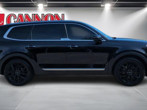 Used 2022 Kia Telluride SX w/ Towing Package FWD image 4