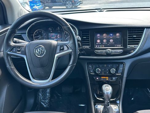 Used 2022 Buick Encore Preferred w/ Safety Package II AWD/4WD image 29