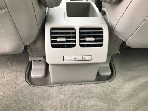 Used 2008 MAZDA MAZDA5 Grand Touring image 31