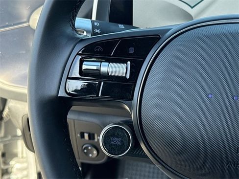 Certified 2024 Hyundai Ioniq 6 SEL image 25