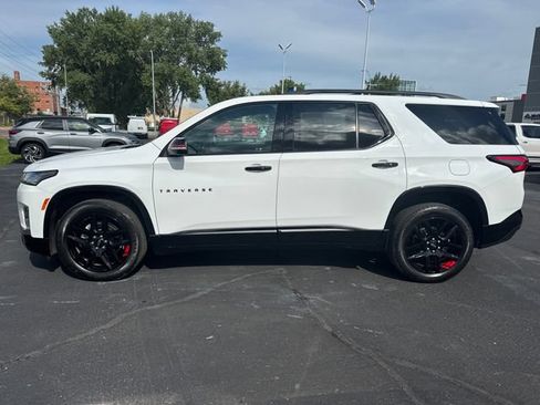 Used 2023 Chevrolet Traverse Premier w/ Redline Edition AWD/4WD image 2