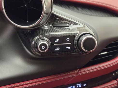 Used 2020 Ferrari F8 Tributo image 36