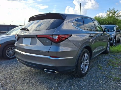 Used 2022 Acura MDX SH-AWD image 3