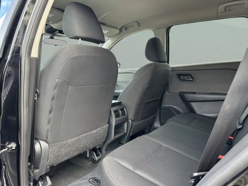 Certified 2023 Nissan Rogue S image 17