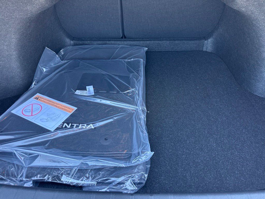 New 2027 Nissan Sentra SV FWD image 15